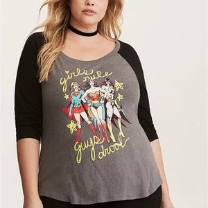 NWT DC Girl Superheroes Raglan Tee